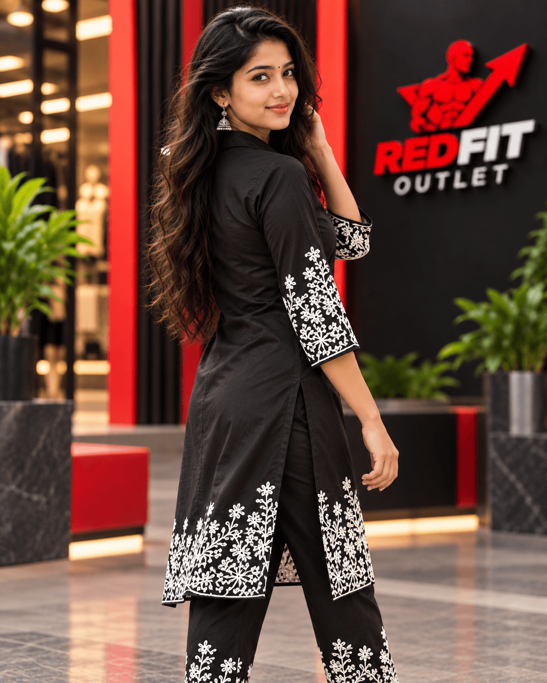 Noir Bloom Co-ord Set - View 3